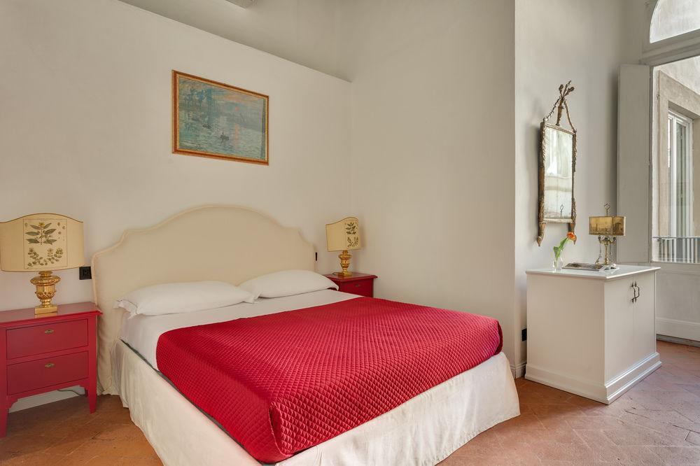 Residenza D'Epoca Borgo Albizi Hotel ฟลอเรนซ์ ภายนอก รูปภาพ