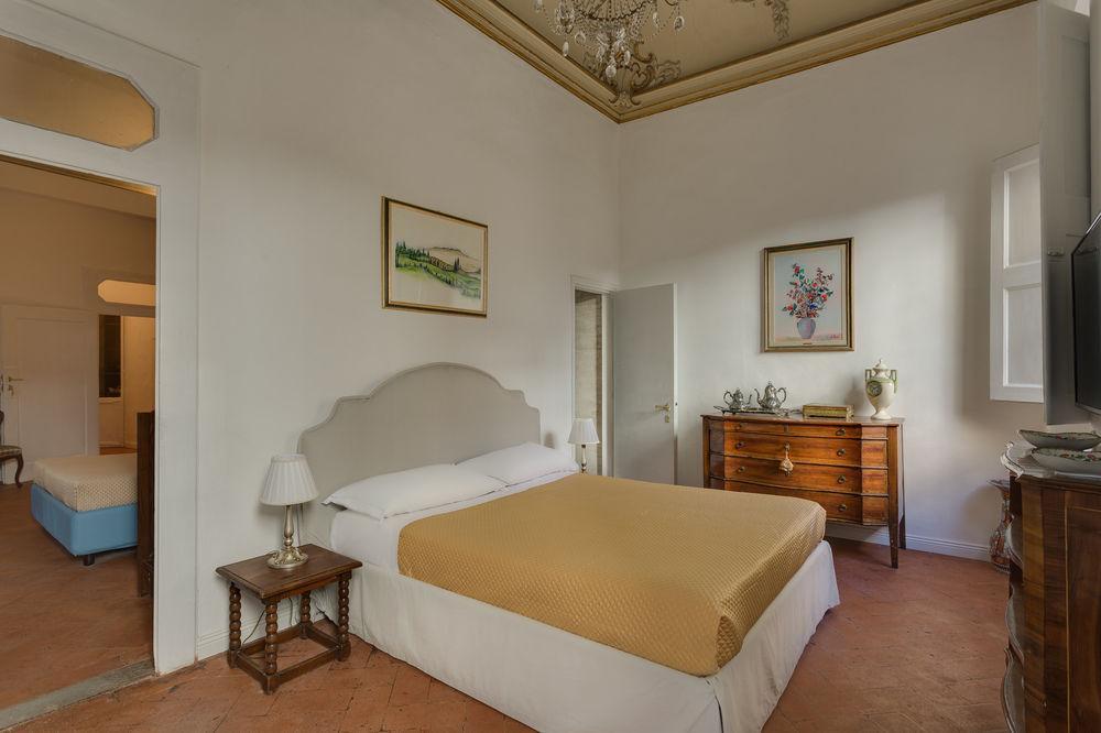 Residenza D'Epoca Borgo Albizi Hotel ฟลอเรนซ์ ภายนอก รูปภาพ