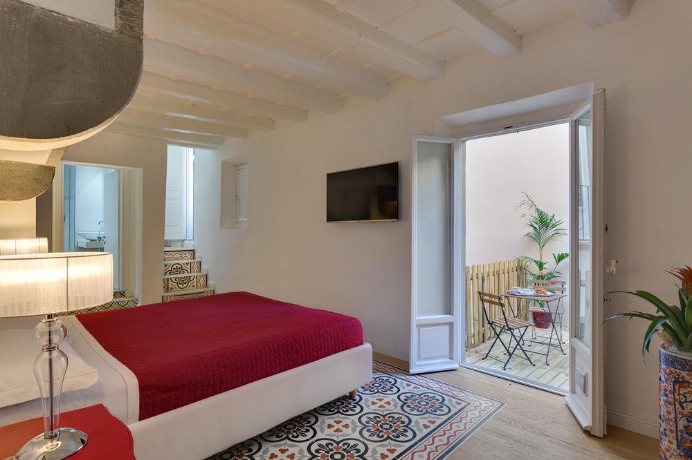 Residenza D'Epoca Borgo Albizi Hotel ฟลอเรนซ์ ภายนอก รูปภาพ