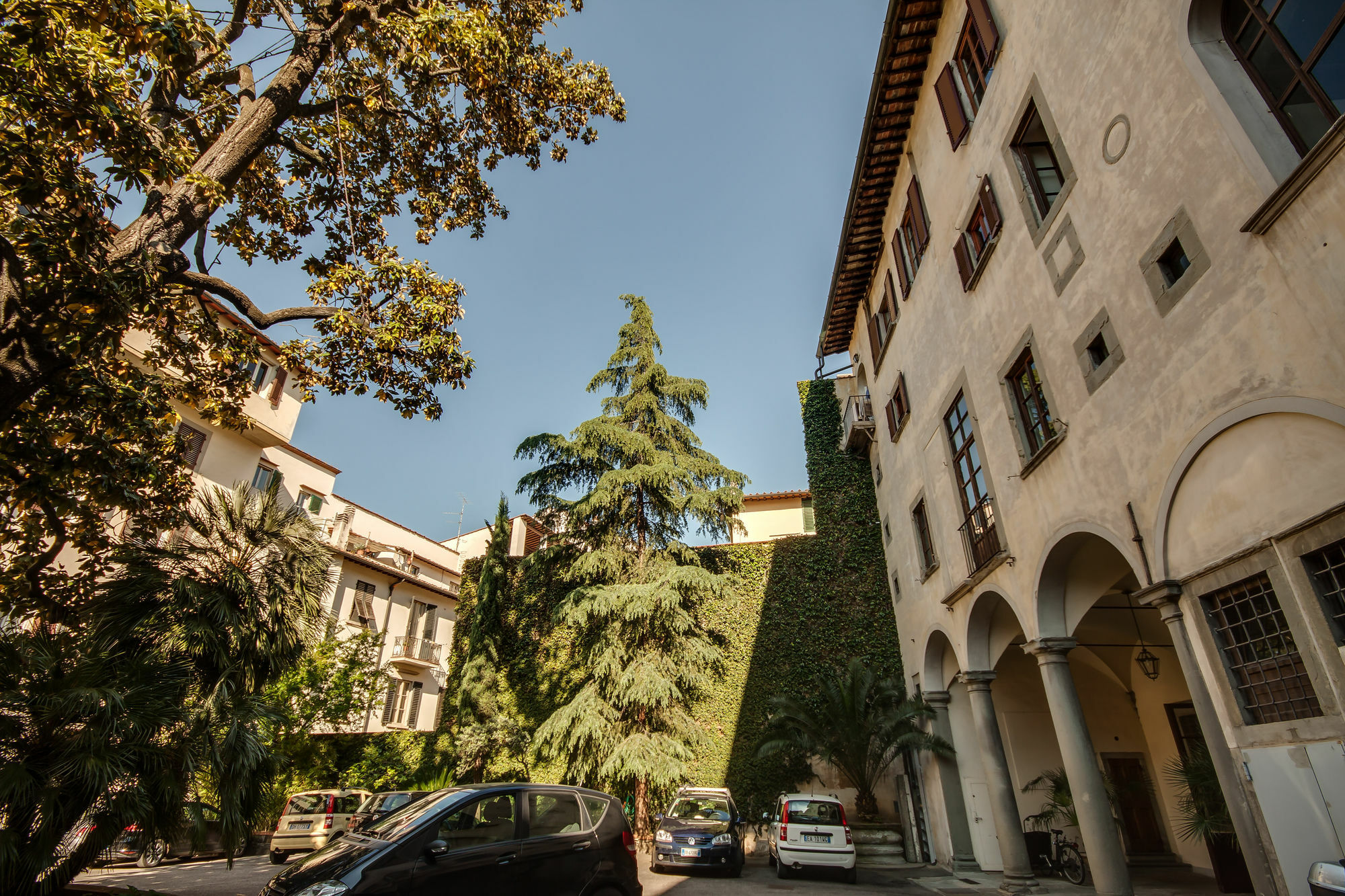 Residenza D'Epoca Borgo Albizi Hotel ฟลอเรนซ์ ภายนอก รูปภาพ